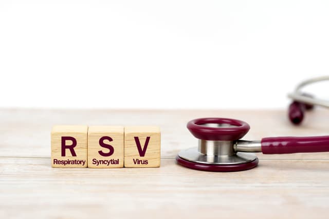 IDWeek: Clesrovimab RSV vaccine reduces disease, hospitalization in health infants | Image Credit: © surasak - © surasak - stock.adobe.com.